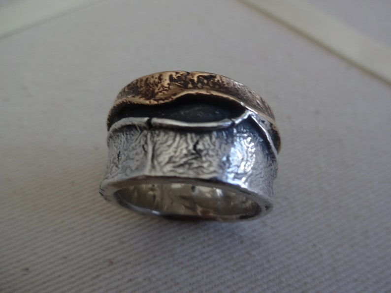 Jonc argent et or jaune 14 mm de Paris France Gr 9 Exp\u00e9dition gratuite au Canada ** Free shipping in Canada**