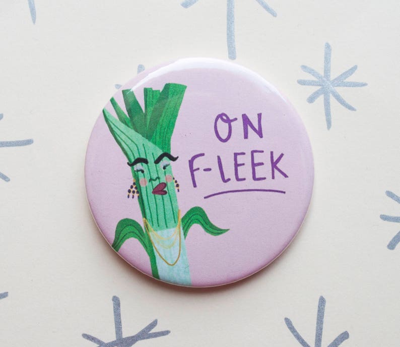 Christmas Badges//Magnets for all your female family /& friends stocking filler!