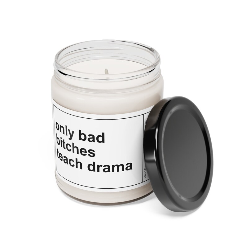Cadeau drôle de professeur d'art dramatique, seules les mauvaises chiennes enseignent le drame, bougie de soja, cadeau d'entraîneur par intérim image 7
