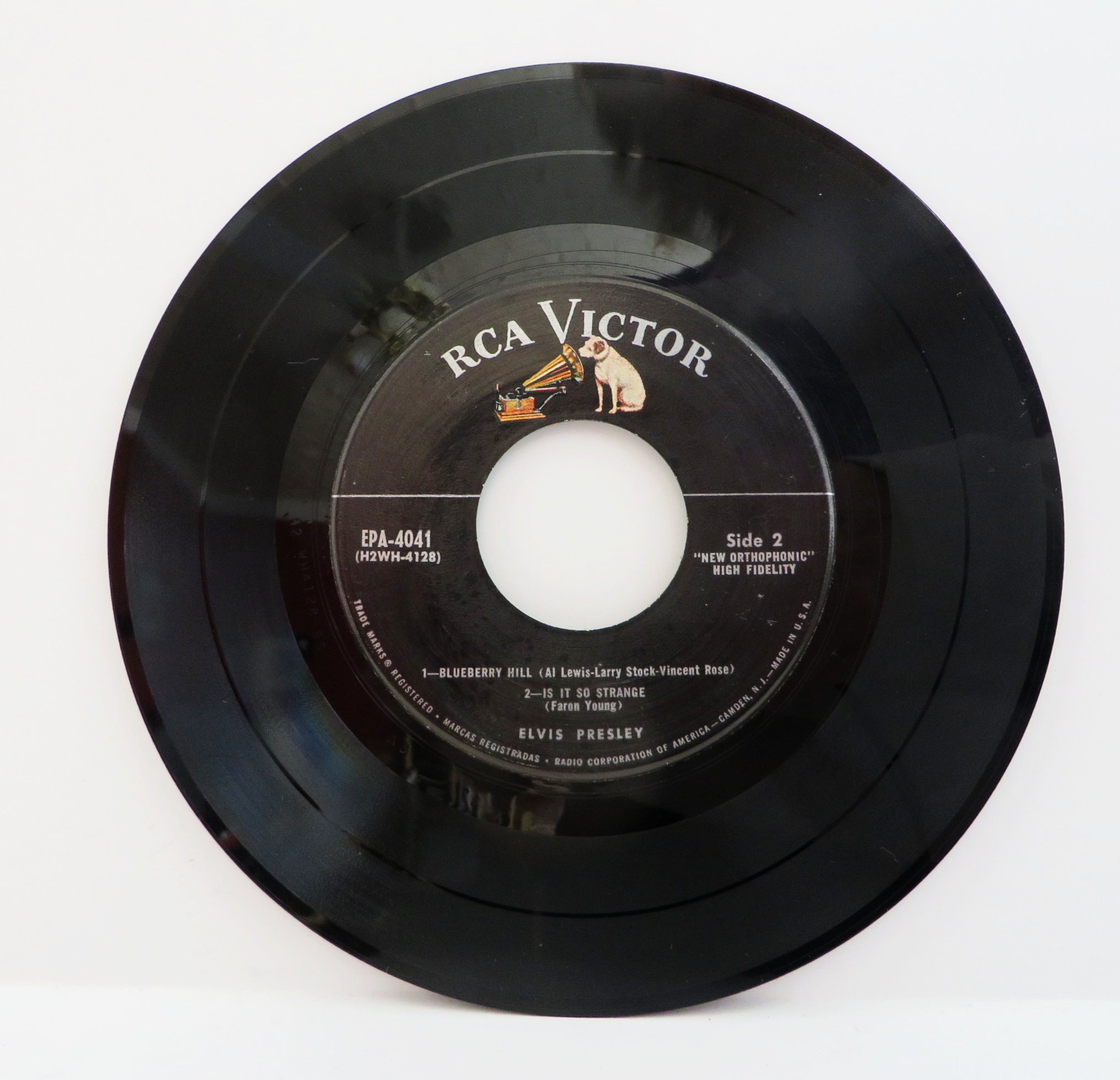 英RCA盤 ‼︎ 78rpm ELVIS PRESLEY SP盤 蓄音機 英RCA盤 ‼︎ 78rpm ELVIS PRESLEY SP盤 蓄音機 - メルカリ
