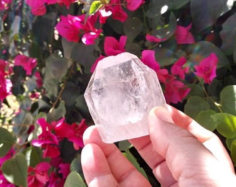 Clear Quartz Crystal Point - raw quartz crystal point - quartz point - clear quartz point - crown chakra crystal