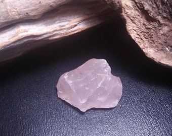 Rose Quartz Crystal - raw rose quartz - pink rose quartz