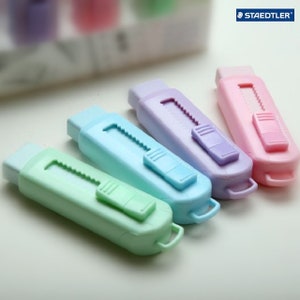 4 x borracha sem PVC Staedtler com mangas de plástico deslizantes Manga em cor pastel