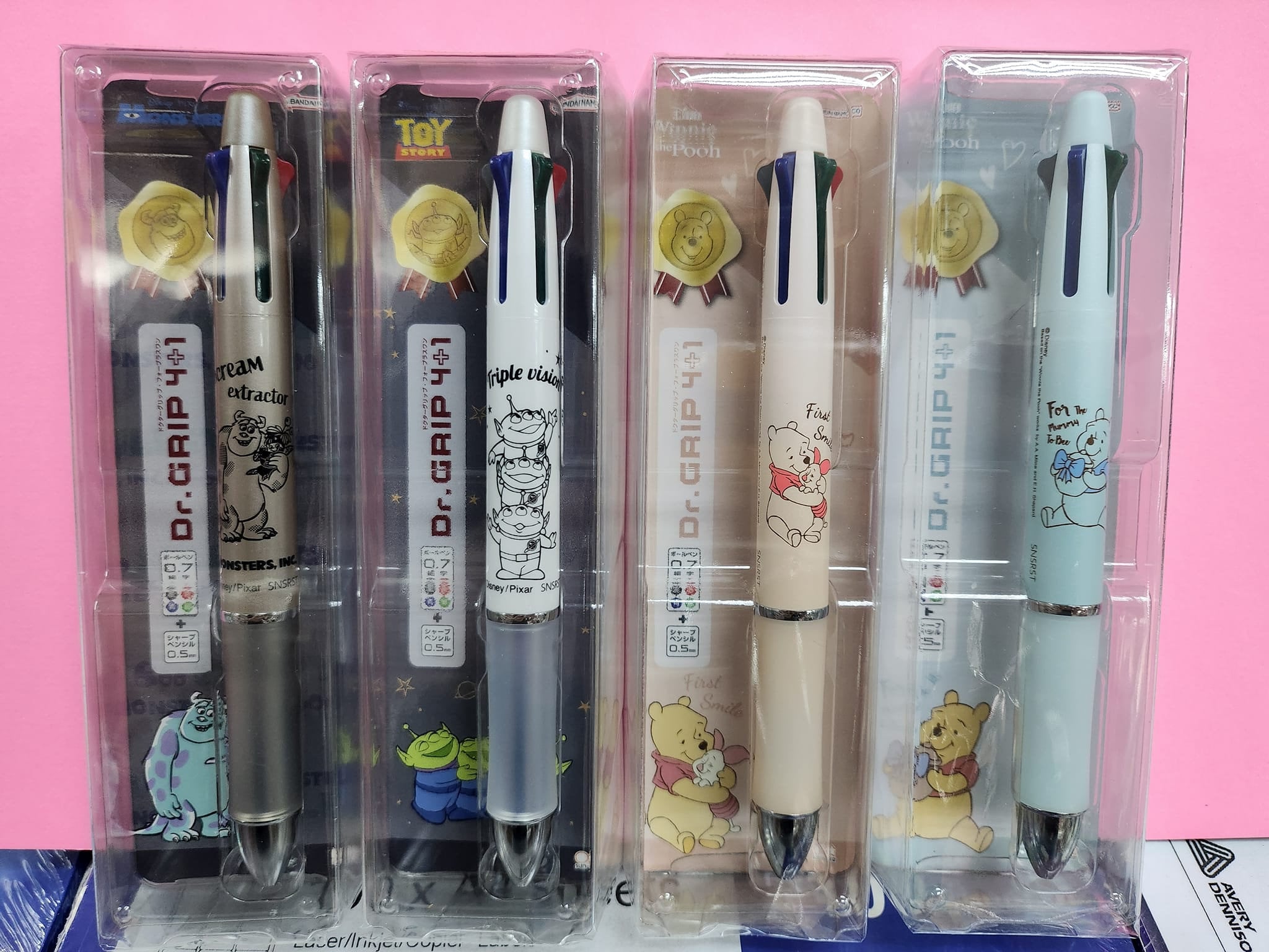 ディズニー パイロット ドクターグリップ マルチペン 4色＆色鉛筆 限定