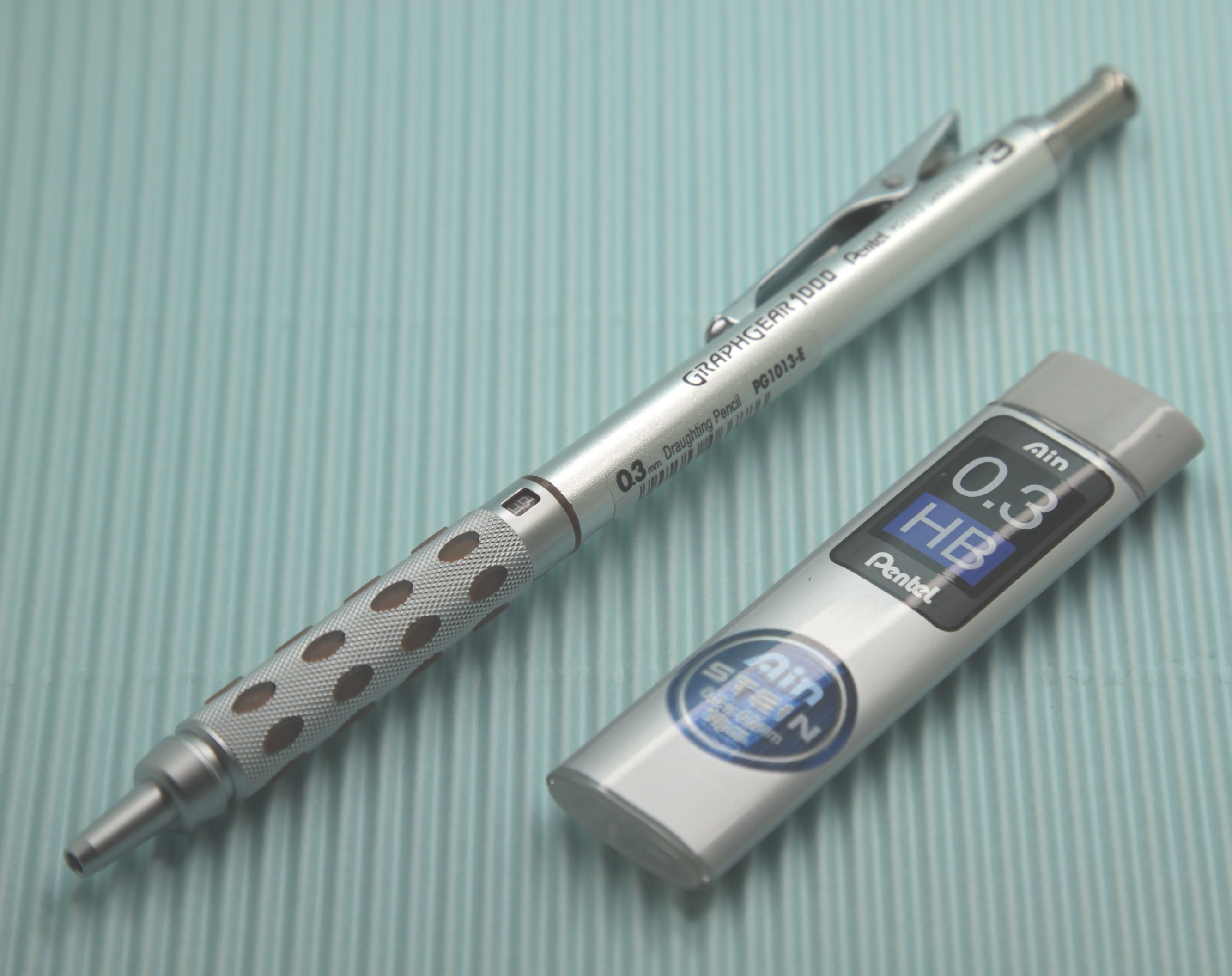 0.3mm Pentel GRAPHGEAR 1000 0.3mm Drafting Pencil 0.3mm Refill Leads 