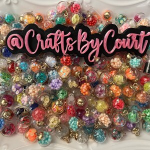 GLASS SHAKER SNOWGLOBE Pendant| Bubblegum Beads| Wholesale Beads| Sparkly Beads| diy Beads| Jewelry Beads|Shaker| Snow Globes| Glass Pendant