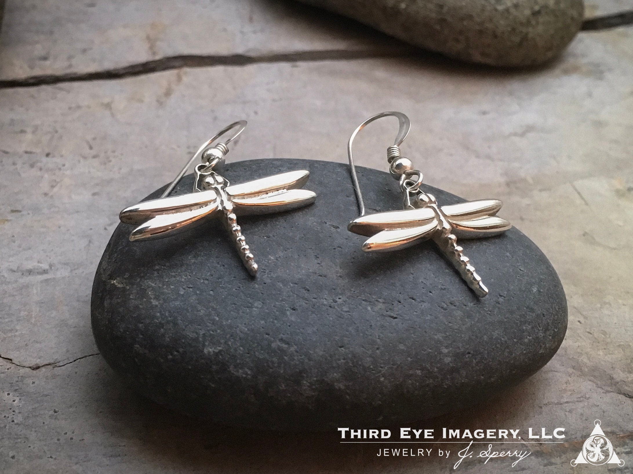 Dragonfly Earrings in solid Sterling Silver - Wonderful for anniversary gift, gift for mom, birthday gift, wife gift or gift for girlfriend.