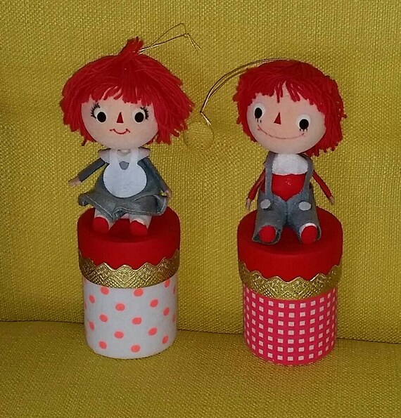 raggedy ann and andy dolls in box