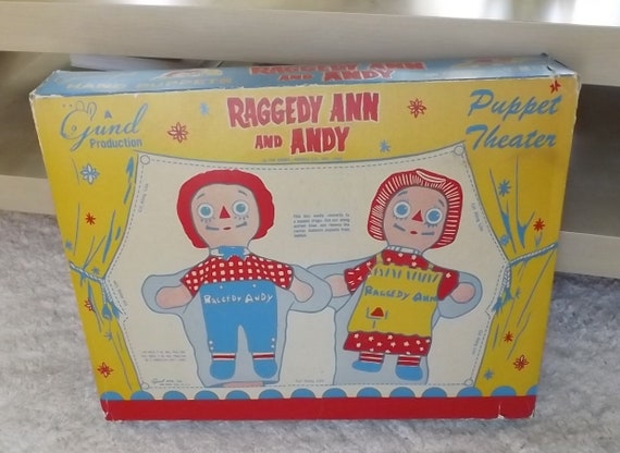raggedy ann and andy dolls in box