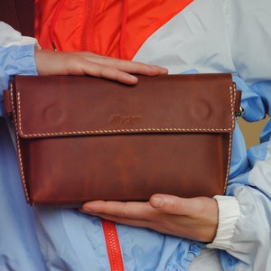 Sac de poitrine en cuir beige sac à bandoulière tactique sac à bandoulière, sac de ceinture en cuir, petit sac en cuir pour hommes, bandoulière en cuir pour hommes, sac de taille.