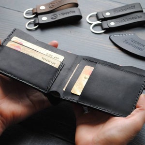 Cartera de cuero de hombre personalizada, cartera de cuero de hombre, cartera plegable, regalo de padrinos de boda, cartera de hombre, ideas de regalo para él, cartera de cuero mínima imagen 4