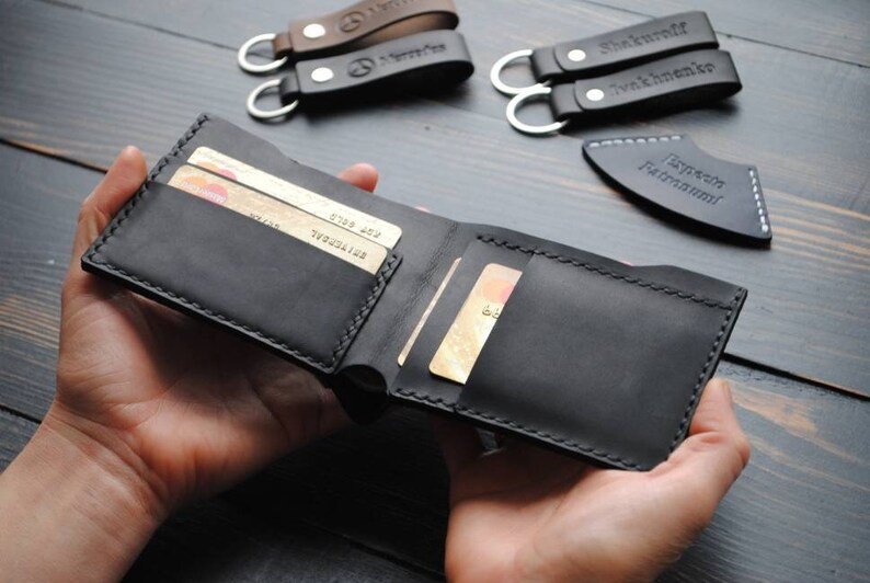 Cartera de cuero de hombre personalizada, cartera de cuero de hombre, cartera plegable, regalo de padrinos de boda, cartera de hombre, ideas de regalo para él, cartera de cuero mínima imagen 4