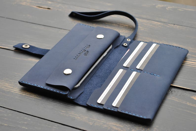 Wrist band.iPhone Wallet Case.Leather iPhone case Wallet Wallet PERSONALIZED Wristlet clutch Personalized gift Leather clutch with strap