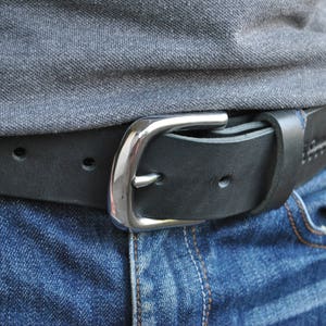 Black leather belt.Mens Leather Belt. Leather Belt. Mens Belt. Mens Leather Belt.Handmade belt.black leather belt strap.Stainless steel belt