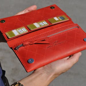 Leder iPhone 16 Pro Max Portemonnaie PERSONALISIERT. Damen-Geldbörse iPhone 15.Leder-Geldbörse iPhone 16 Hülle.Leder-Clutch.Leder-Reiseveranstalter