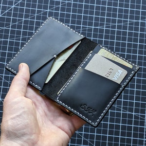 Herren-Kartenportemonnaie aus Leder, Bifold-Portemonnaie aus Leder, vertikales Bifold-Portemonnaie aus Leder, Brusttaschen-Portemonnaie, handgefertigtes Lederportemonnaie, schlankes Lederportemonnaie