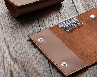 Handmade Leather Keychain, Leather Key Holder, PERSONALIZED, Leather key case, key bag, Leather Key Pouch ,Key Case ,Leather Key wallet.