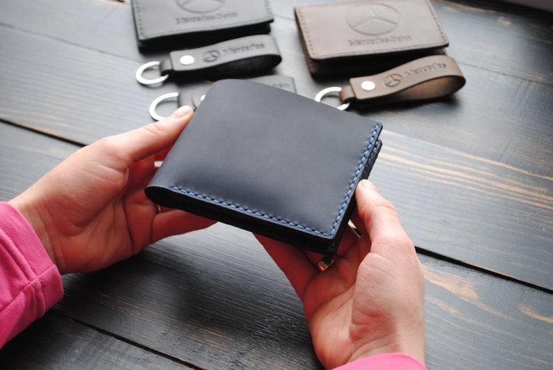 Cartera de cuero de hombre personalizada, cartera de cuero de hombre, cartera plegable, regalo de padrinos de boda, cartera de hombre, ideas de regalo para él, cartera de cuero mínima imagen 8