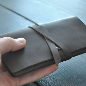 Carteira clutch, carteiras femininas, capa de couro para celular, capa de telefone personalizada, capa de couro para telefone, couro para iPhone 15, iPhone 16 Pro (ou qualquer outro)