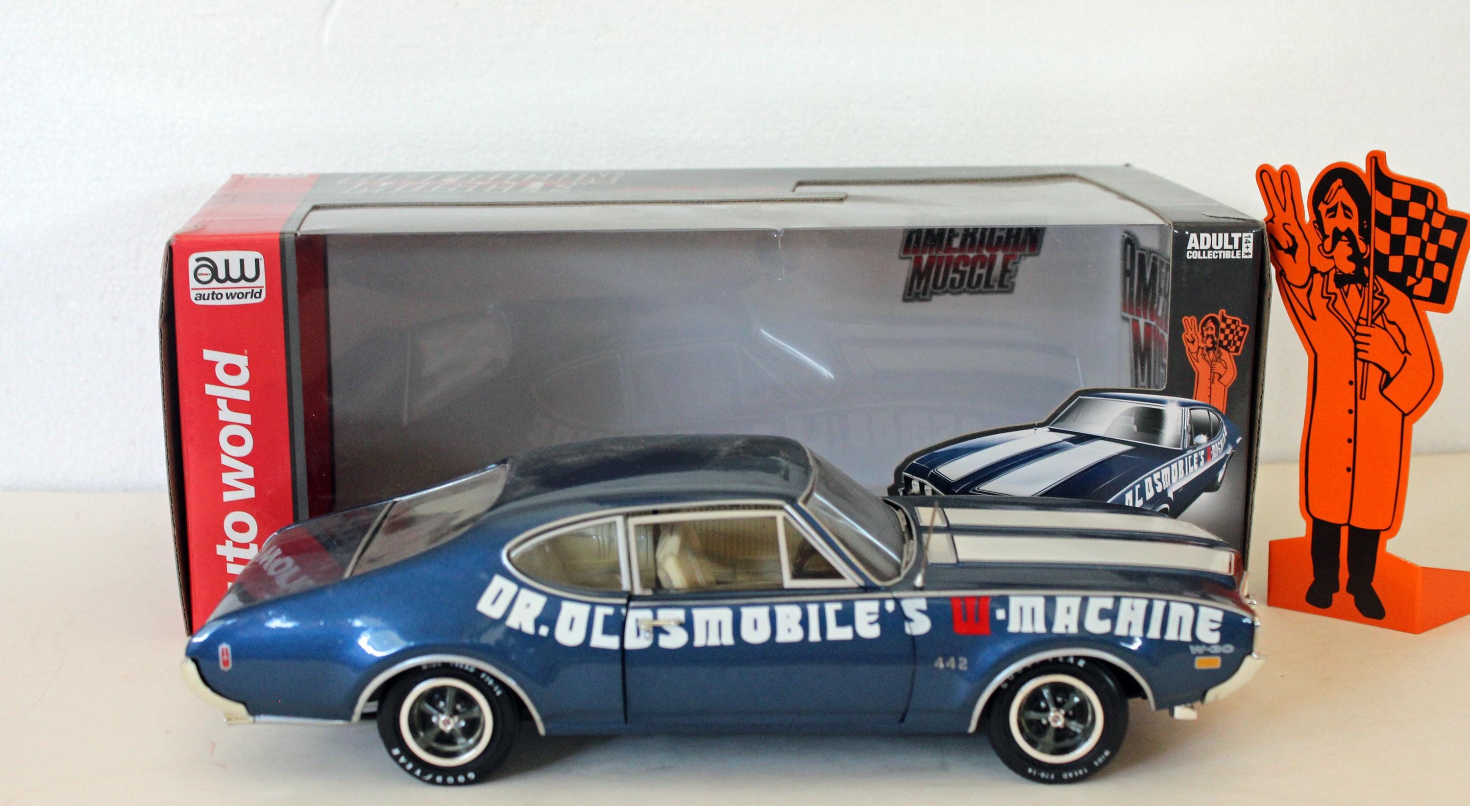 オートワールド 1/18 1969 カトラス442 W-30 Dr.オールズモビルズW