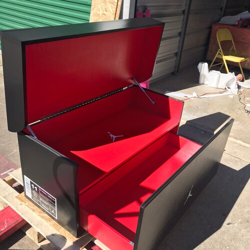 large nike shoe box