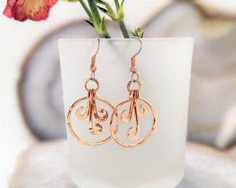 Boucles d'oreilles pendantes en cuivre martelé, boucles d'oreilles pendantes rondes pour femme