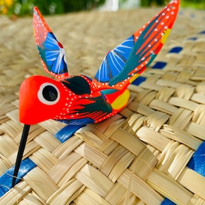 Mini Alebrije hummingbird