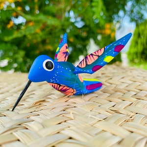 Mini Alebrije hummingbird