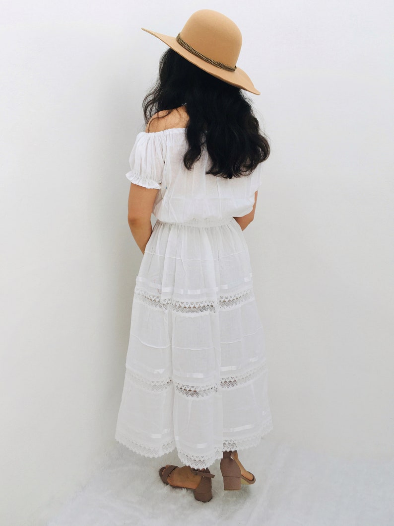 White Campesino Mexican dress With Sleeves