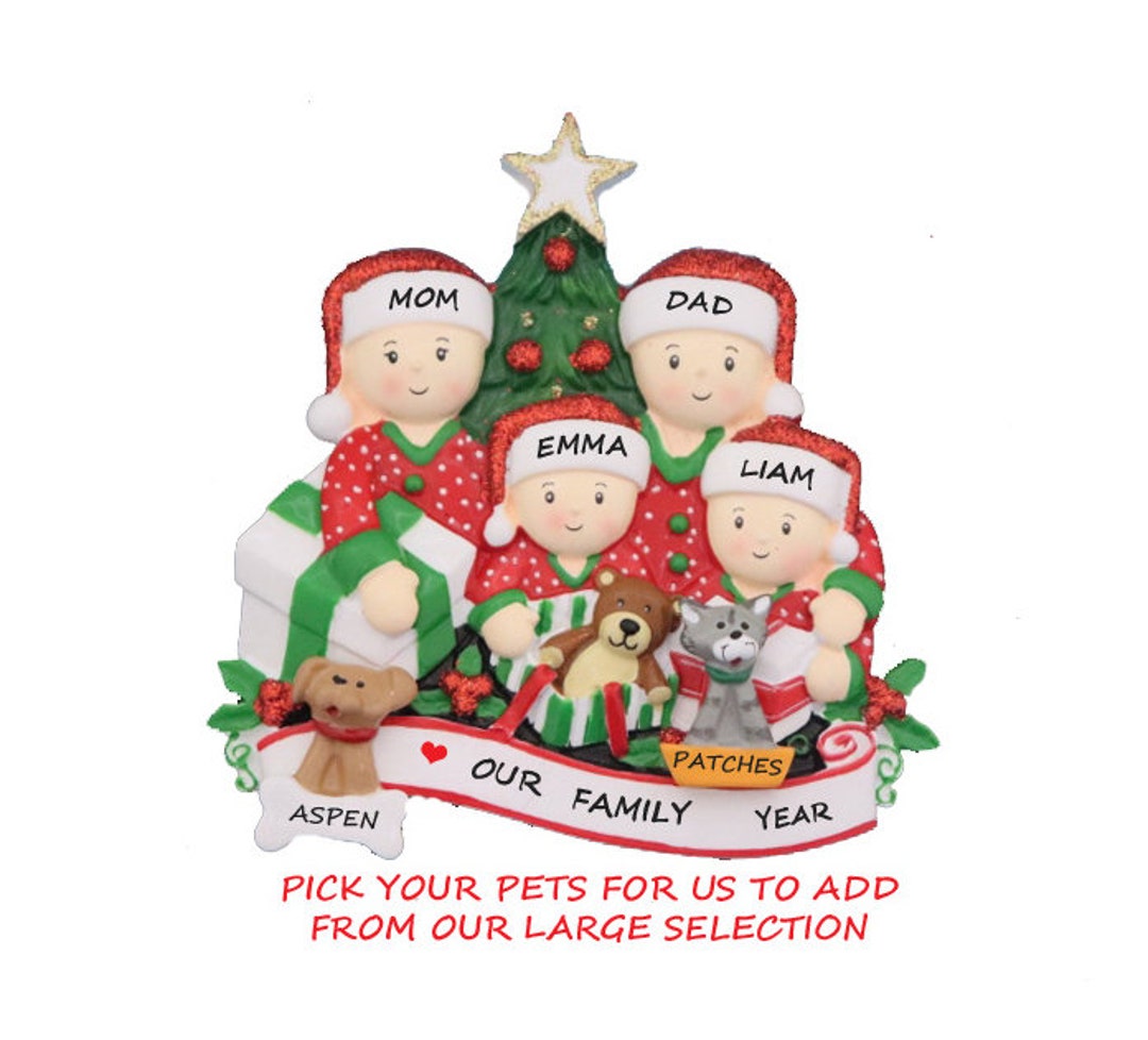Family of Four Personalized Ornament With 2 Dogs, Cats or Bunnies Added ...