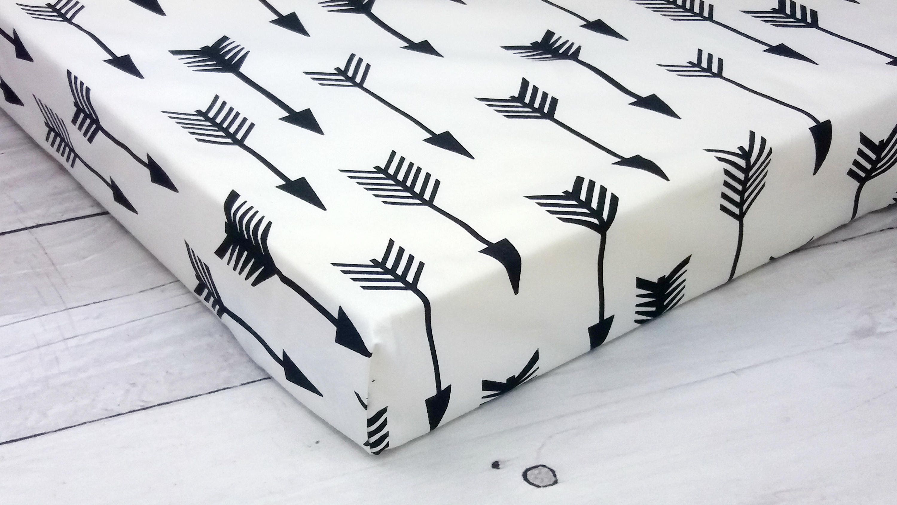monochrome crib bedding