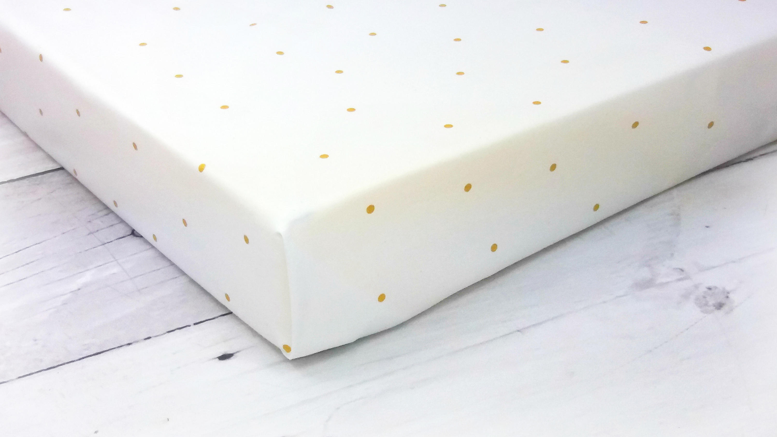 gold dot crib sheet