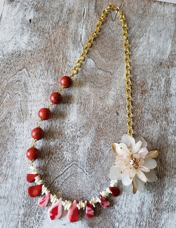 Coral & Lucite Flower Necklace Necklace