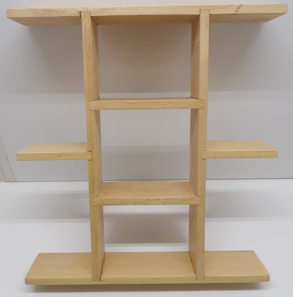 Small shelf made of salvaged pallet wood