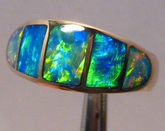 Brilliant Color !! Opal Ring 14 k Yellow Gold Size 6