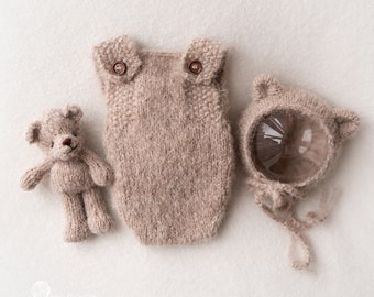 Teddy Bear, Knitted Bear, Teddy Bonnet and Romper set, Newborn unisex, Bear Hat, Handmade, photography props, gift set, baby shower gift.