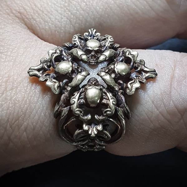 Vampir Prinzessin Gothic Jugendstil Blumenblume mit Fangzähnen 925 Sterling Silber Totenkopf Ring | Für Frauen