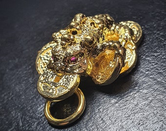 Greedy Money Toad JinChan 金蟾  Feng Shui Three legged Lucky Frog Pendant Charm Necklace  | Brass / 925 Sterling Silver / Gold