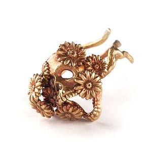Daisy flower adjustable Skull Ring
