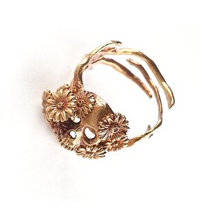 Daisy flower adjustable Skull Ring