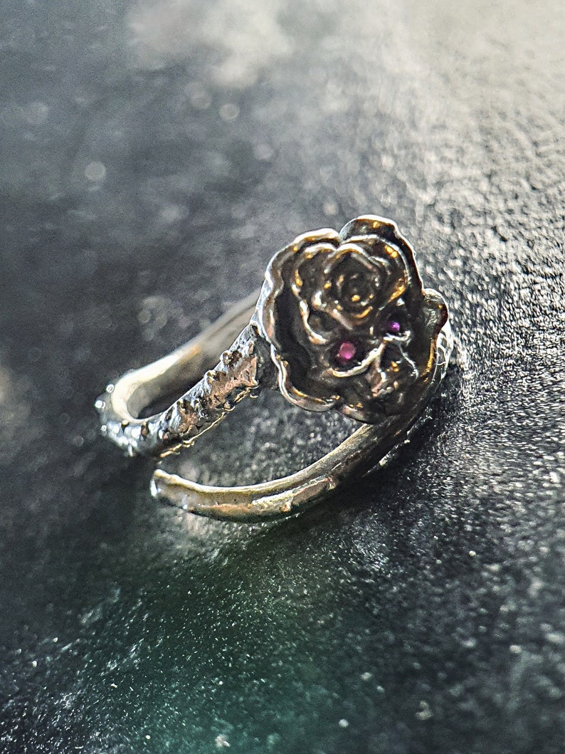 Dainty Rose Skull Ring