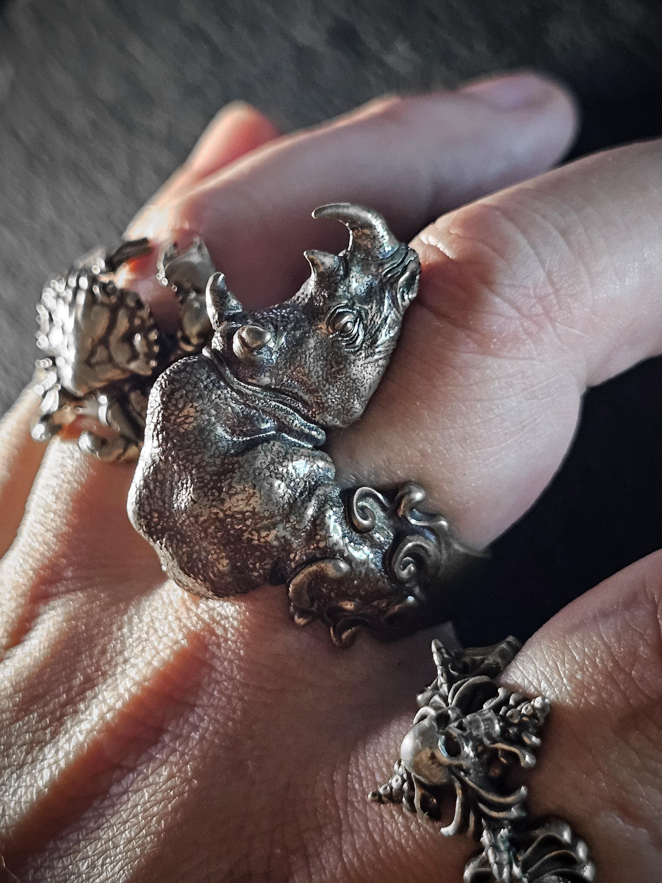 Horned Bold Black Rhinoceros Ring – Guardian of Africa | 925