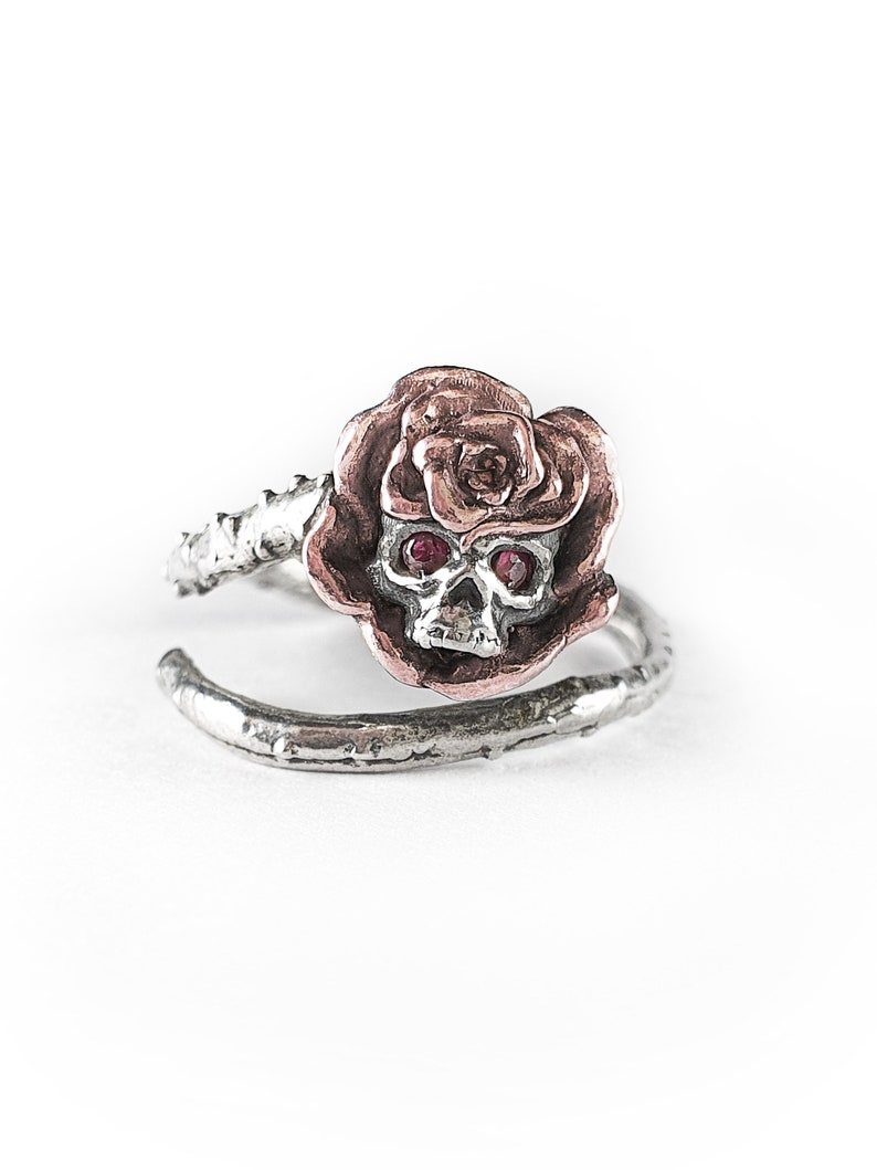 Dainty Rose Skull Ring