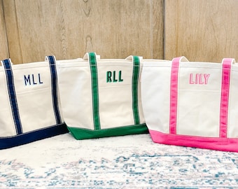 Embroidered Monogrammed Canvas Tote Bag - Gift for Her, Gift for Mom, Bridesmaid Gift, Bride Gift, Travel Bag, Personalized Gift