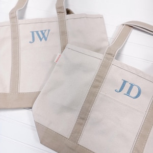 Embroidered Personalized Tote Bag - Gift for Her, Gift for Mom, Bridesmaid Gift, Bride Gift, Travel Bag, Personalized Gift