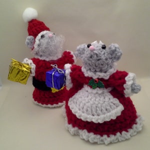 Santa and Mrs Santa Crochet Mouse Set, Christmas decorations, Stocking stuffers, Party favors, Holiday decorations, Teacher gifts