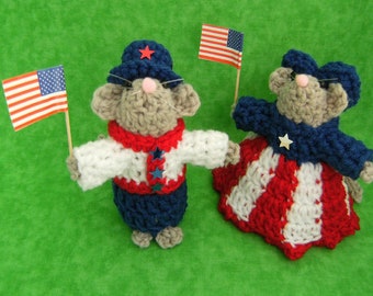 Crochet Patriotic Boy and Girl Mouse Couple, 4th of July Decor, Flag Day Decor, Party Favors, Table Decorations, Teacher Gift, Americana