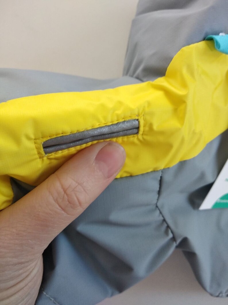Rain Slicker Large Breed Dog Raincoat Dog Clothes Waterproof Dog Coat Dog Jacket Membrane material Fleece or Mesh Lining Windbreaker