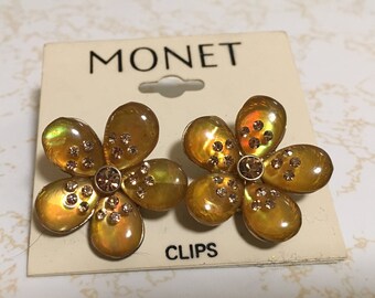 MONET Vintage Honey Amber Polished Lucite (Jelly Belly) and Rhinestone Flower Clip On Earrings