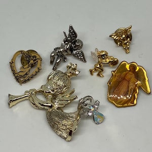 Vintage Lot von Sieben (7) Engel Pins; Engel, Engel auf meiner Schulter, Amor Anstecknadel oder Broschen Lot
